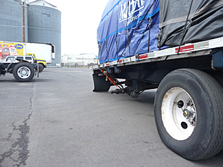 trailer with broken back axel close up